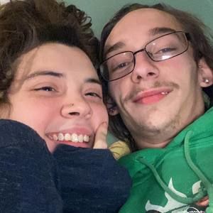 Meet your Posher, Dakota